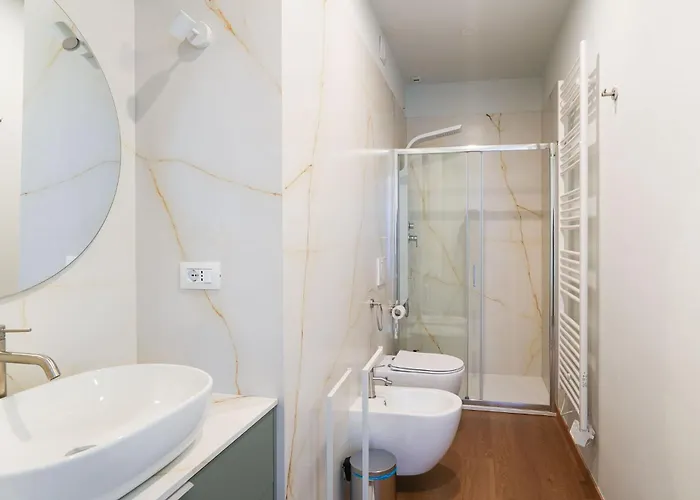 Апартаменты Guastalla House 14 *